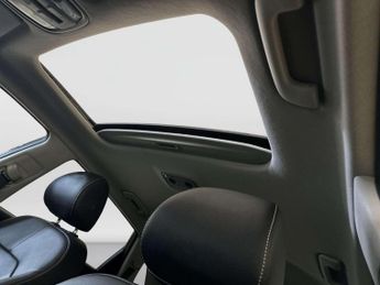 Kia Niro 64kWh 4+ SUV 5dr Electric Auto (201 bhp)