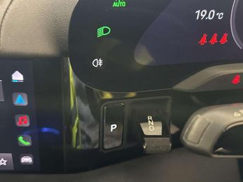 Porsche Taycan Performance 79.2kWh Saloon 4dr Electric Auto RWD (11kW Charger) 