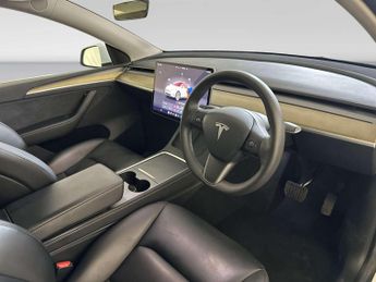 Tesla Model Y SUV 5dr Electric Auto RWD (346 ps)