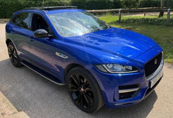 Jaguar F-PACE 2.0 P300 R-Sport Auto AWD Euro 6 (s/s) 5dr