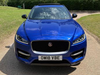Jaguar F-PACE 2.0 P300 R-Sport Auto AWD Euro 6 (s/s) 5dr
