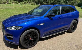 Jaguar F-PACE 2.0 P300 R-Sport Auto AWD Euro 6 (s/s) 5dr