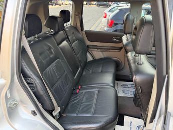 Nissan X-Trail 2.5i SVE SUV 5dr Petrol Automatic (231 g/km, 165 bhp)