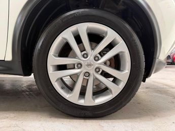 Nissan Juke 1.6 Acenta Premium XTRON Euro 6 5dr
