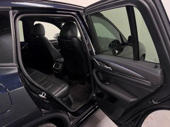 BMW iX3 iX3 M Sport Pro