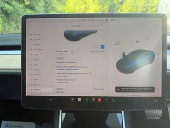 Tesla Model 3 Standard Range Plus Auto RWD 4dr