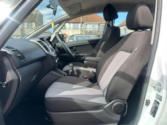 Kia Venga 1.4 1 Air Euro 6 (s/s) 5dr