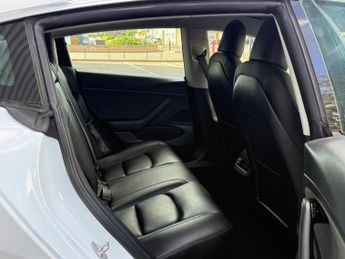 Tesla Model 3 (Dual Motor) Performance Auto 4WDE 4dr (Performance Upgrade)