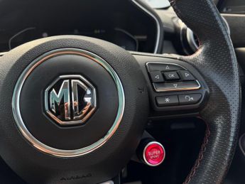 MG MG HS 1.5 T-GDI Exclusive DCT Euro 6 (s/s) 5dr