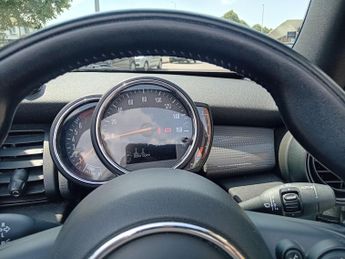 MINI Convertible 1.5 Cooper Auto Euro 6 (s/s) 2dr