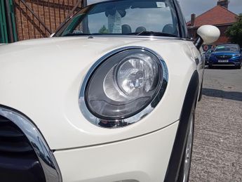 MINI Convertible 1.5 Cooper Auto Euro 6 (s/s) 2dr