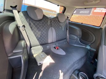 MINI Hatch 1.6 One Seven CVT Euro 4 3dr