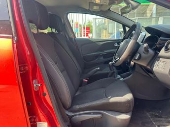 Renault Clio 1.5 dCi Dynamique MediaNav Euro 5 (s/s) 5dr