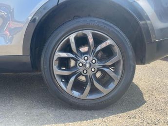 Land Rover Discovery Sport 2.0 TD4 Landmark Auto 4WD Euro 6 (s/s) 5dr