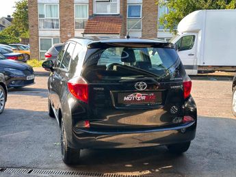 Toyota Verso S 1.33 Dual VVT-i TR Euro 5 5dr