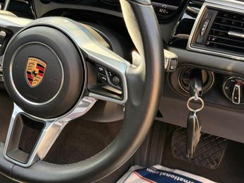 Porsche Macan 3.0 TD V6 S PDK 4WD Euro 6 (s/s) 5dr