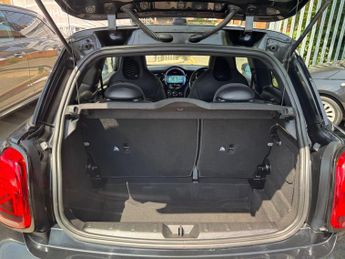MINI Hatch 2.0 Cooper S Sport Steptronic Euro 6 (s/s) 3dr