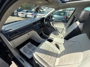 Volkswagen Tiguan 2.0 TDI SEL DSG 4Motion Euro 6 (s/s) 5dr