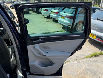 Volkswagen Tiguan 2.0 TDI SEL DSG 4Motion Euro 6 (s/s) 5dr