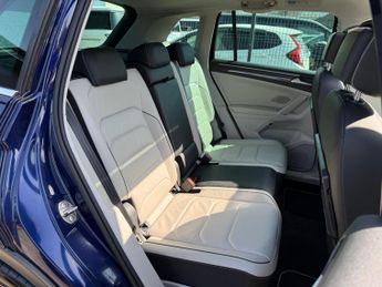 Volkswagen Tiguan 2.0 TDI SEL DSG 4Motion Euro 6 (s/s) 5dr