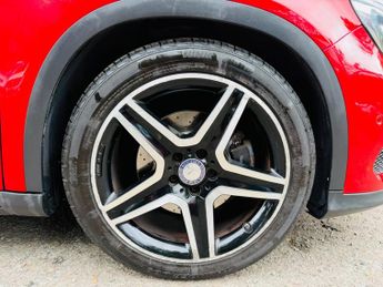 Mercedes-Benz GLA 2.0 GLA250 AMG Line 7G-DCT 4MATIC Euro 6 (s/s) 5dr