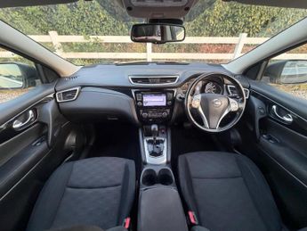 Nissan Qashqai 1.2 DIG-T n-tec XTRON 2WD Euro 5 (s/s) 5dr