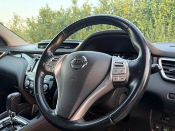 Nissan Qashqai 1.2 DIG-T n-tec XTRON 2WD Euro 5 (s/s) 5dr