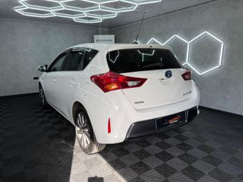 Toyota Auris 1.8 VVT-h Excel CVT Euro 5 (s/s) 5dr