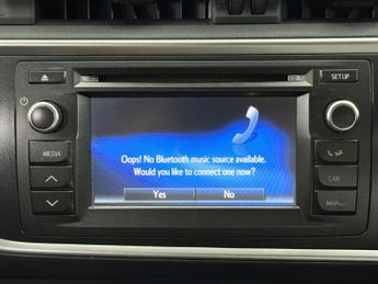 Toyota Auris 1.8 VVT-h Excel CVT Euro 5 (s/s) 5dr