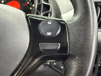 Toyota AYGO 1.0 VVT-i x-play x-shift Euro 6 5dr