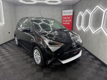 Toyota AYGO 1.0 VVT-i x-play x-shift Euro 6 5dr