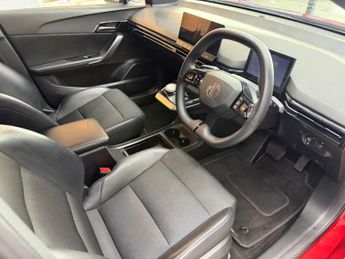 MG MG4 64kWh Trophy Long Range Auto 5dr