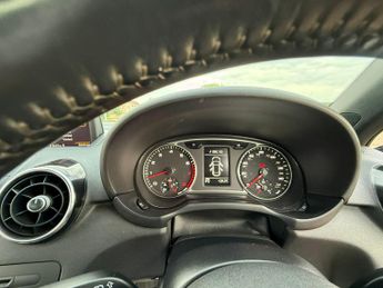 Audi A1 1.4 TFSI S line Sportback S Tronic Euro 5 (s/s) 5dr