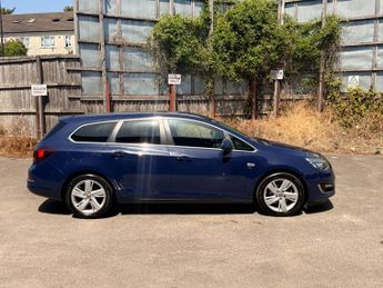 Vauxhall Astra 2.0 CDTi SRi Sports Tourer Euro 5 (s/s) 5dr