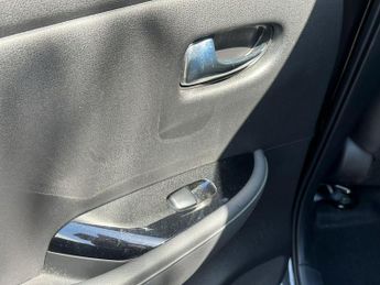 Nissan Leaf 30kWh Tekna Auto 5dr