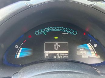 Nissan Leaf 30kWh Tekna Auto 5dr