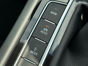 Volkswagen Passat 1.4 TSI 13kWh GTE DSG Euro 6 (s/s) 5dr
