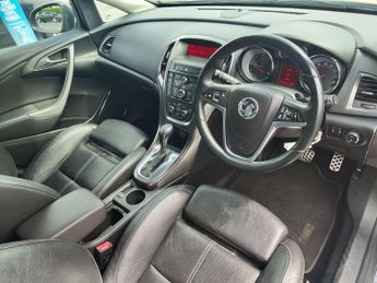 Vauxhall Astra 2.0 CDTi Elite Auto Euro 5 5dr