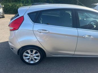 Ford Fiesta 1.25 Zetec 5dr