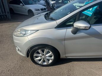 Ford Fiesta 1.25 Zetec 5dr