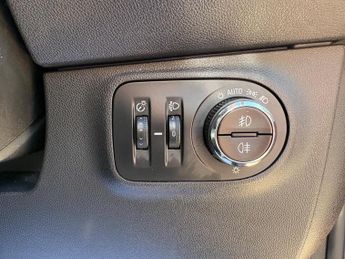 Vauxhall Corsa 1.4i ecoFLEX Excite Easytronic Euro 6 (s/s) 5dr (a/c)