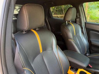 Nissan Juke 1.6 Tekna XTRON Euro 6 5dr