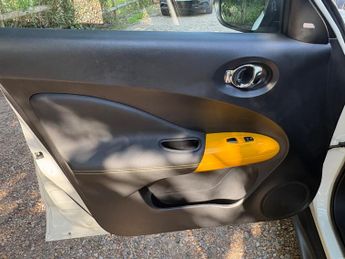 Nissan Juke 1.6 Tekna XTRON Euro 6 5dr