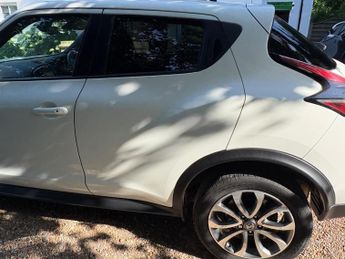 Nissan Juke 1.6 Tekna XTRON Euro 6 5dr