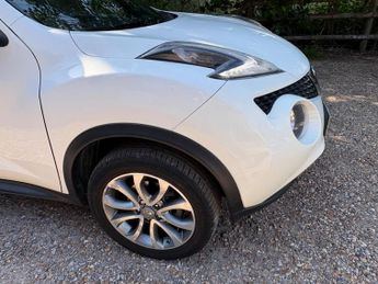 Nissan Juke 1.6 Tekna XTRON Euro 6 5dr