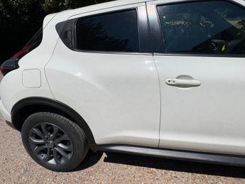 Nissan Juke 1.6 Tekna XTRON Euro 6 5dr