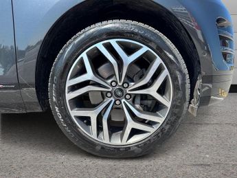Land Rover Range Rover Evoque 2.0 D180 R-Dynamic SE Auto 4WD Euro 6 (s/s) 5dr