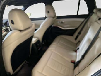 BMW 3 Series 2.0 320i M Sport Touring 5dr Petrol Auto Euro 6 (s/s) (184 ps)