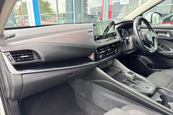 Nissan Qashqai 1.3 DIG-T (158ps) N-Connecta