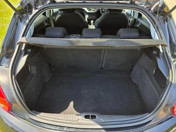 Peugeot 208 1.2 PureTech Allure EAT Euro 6 (s/s) 5dr